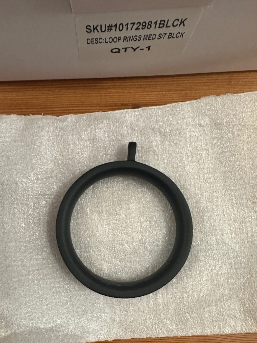 (4) boxes of RH Restoration Hardware medium loop rings in black. 7 loops/ box.